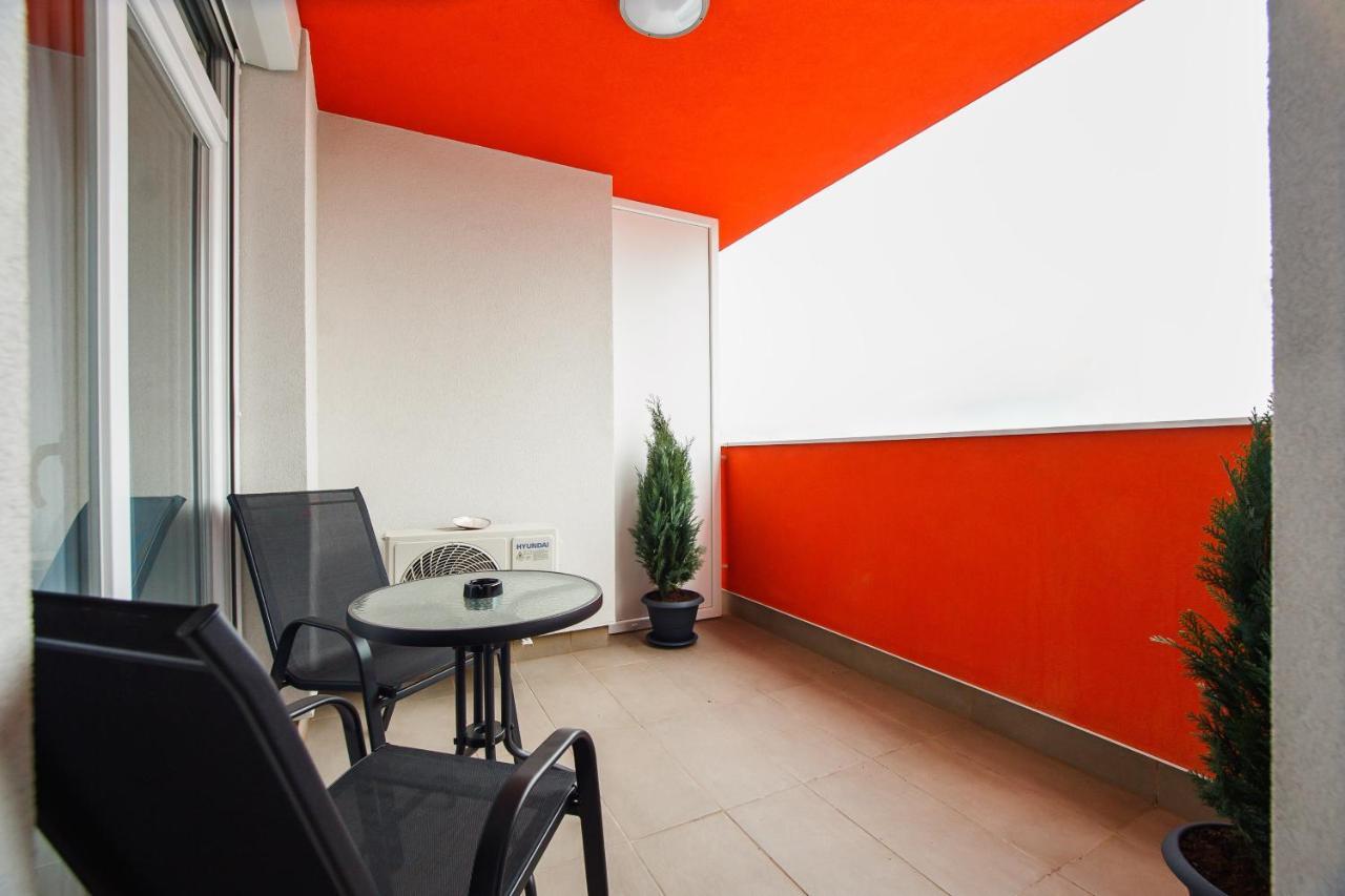 Azur Paradise Near City Center Oradea Exterior foto